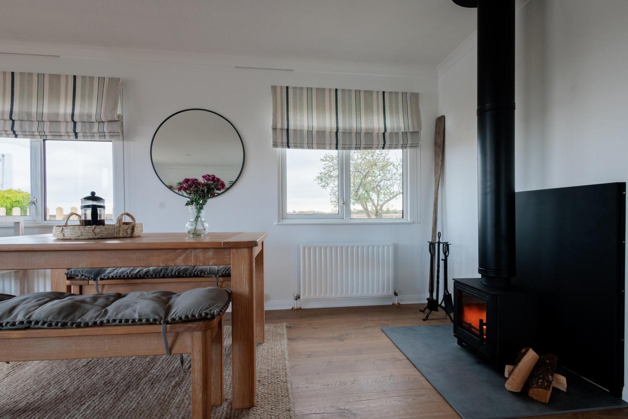 Hot Tub With A View - Christchurch Harbour Екстер'єр фото